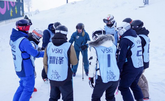 跨越半球赴冰雪之约——中国冰雪市场吸引外籍从业者“助攻”